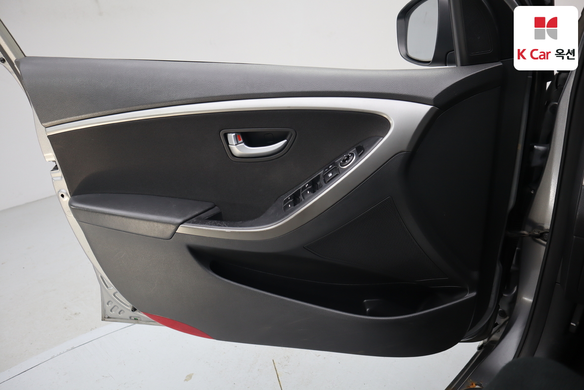 Hyundai i30 2012 - Image 8