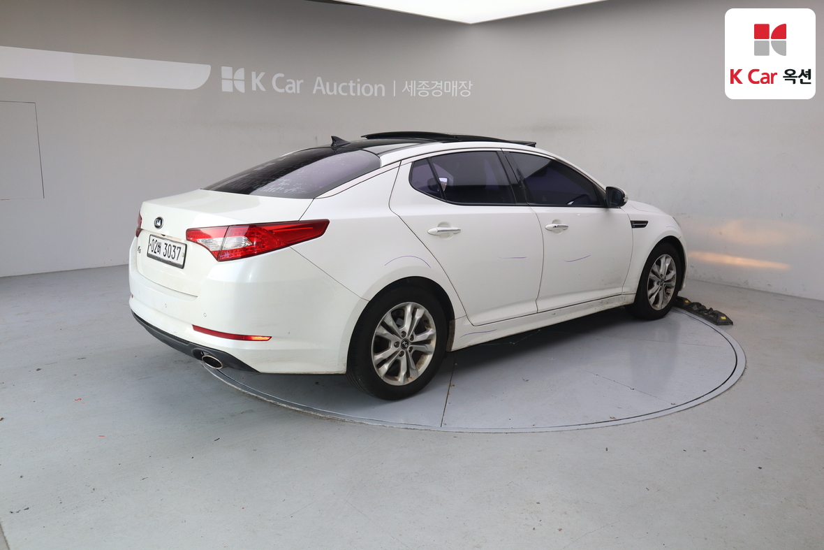 كيا K5 2013 - صورة 2