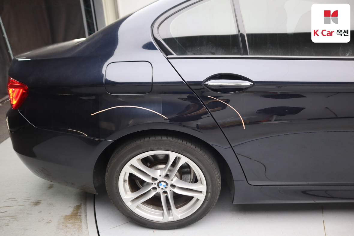 BMW 5 Series 2016 - Image 37