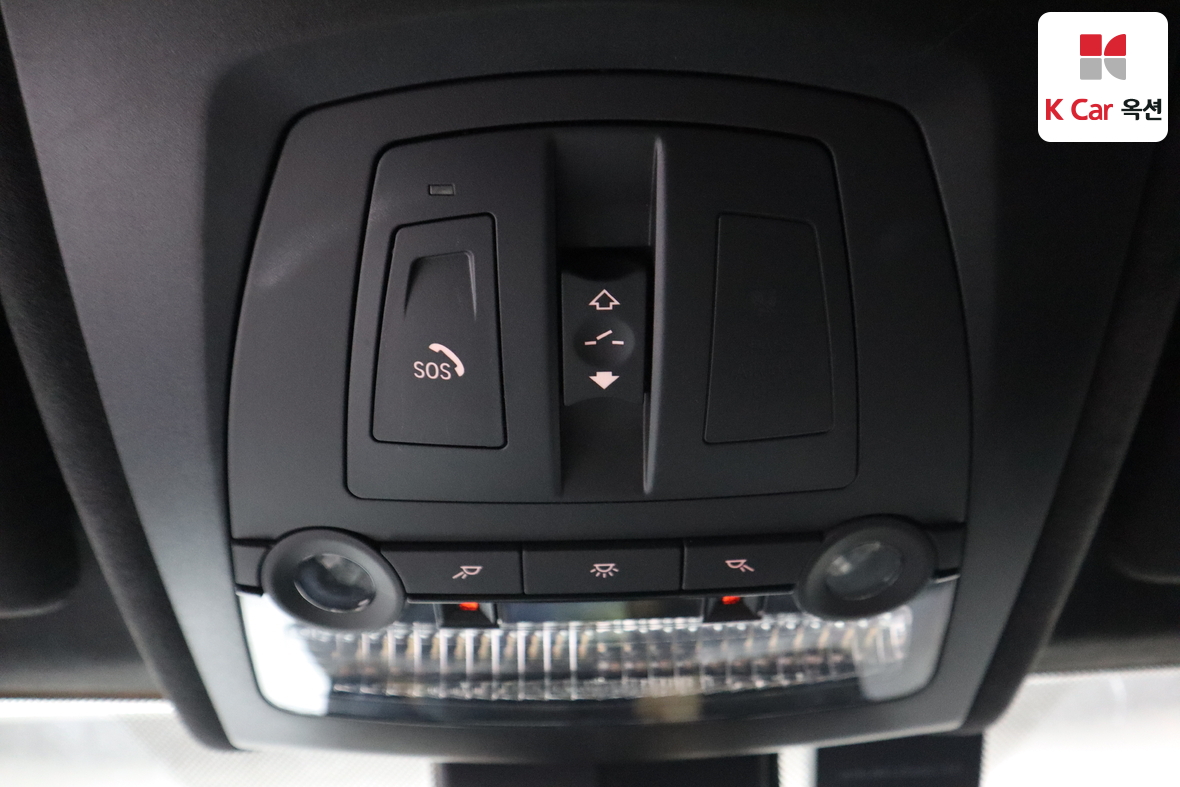 BMW 5 Series 2016 - Image 13