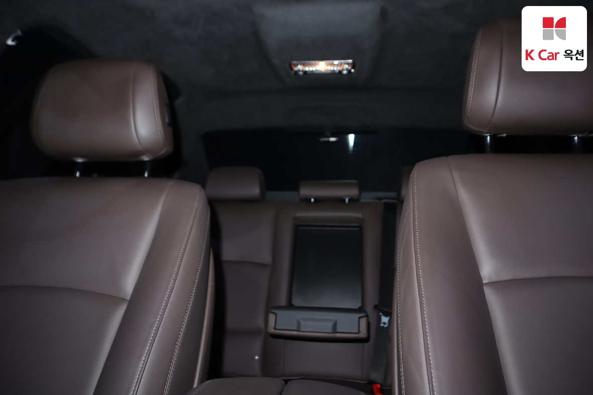 BMW 5 Series 2016 - Image 18