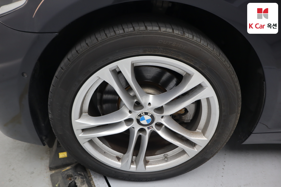 BMW 5 Series 2016 - Image 46