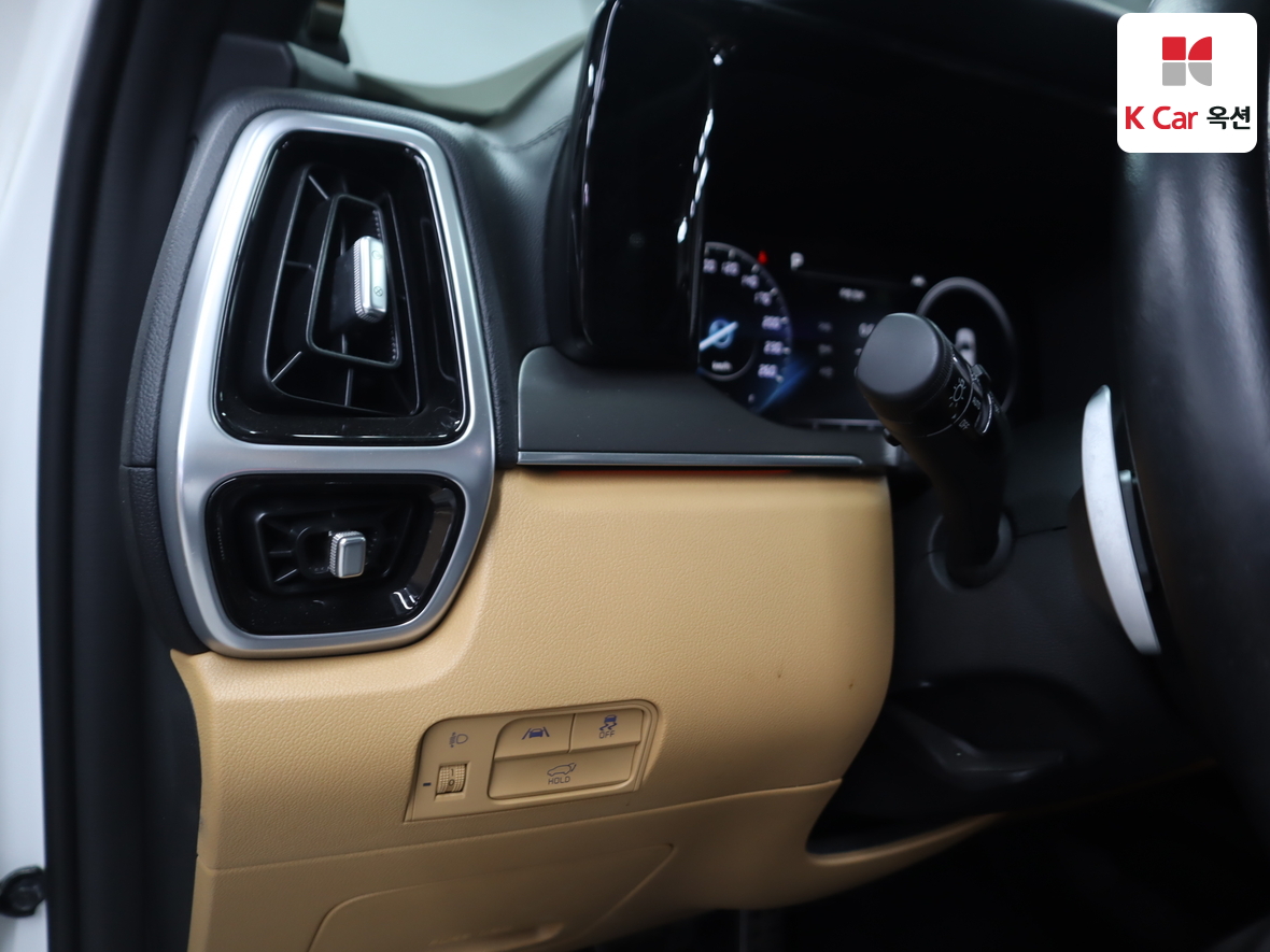 Kia Sorento 2023 - Image 9