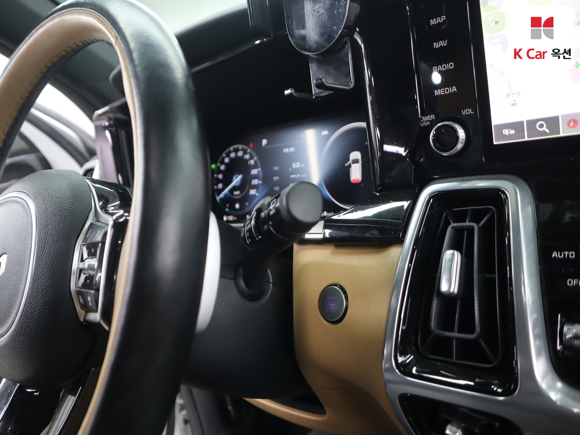 Kia Sorento 2023 - Image 11