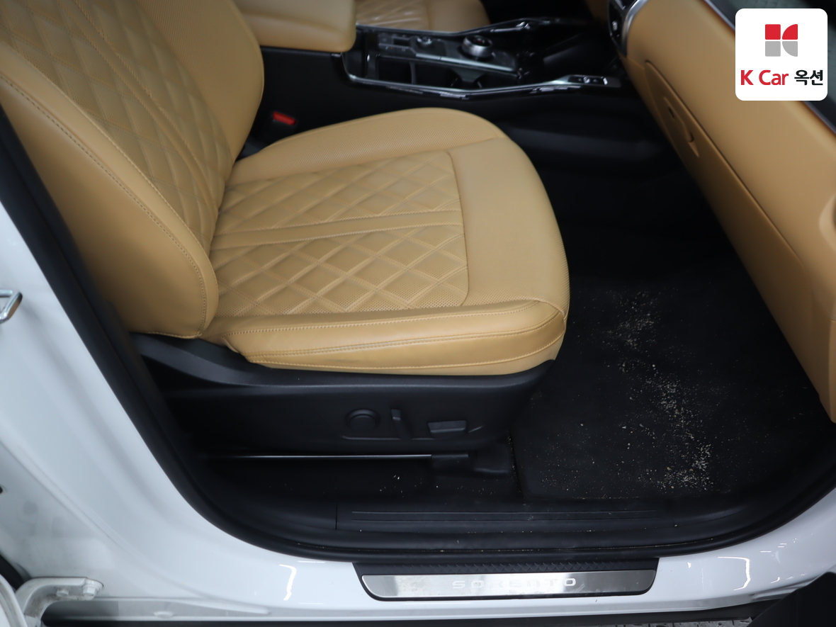 Kia Sorento 2023 - Image 30