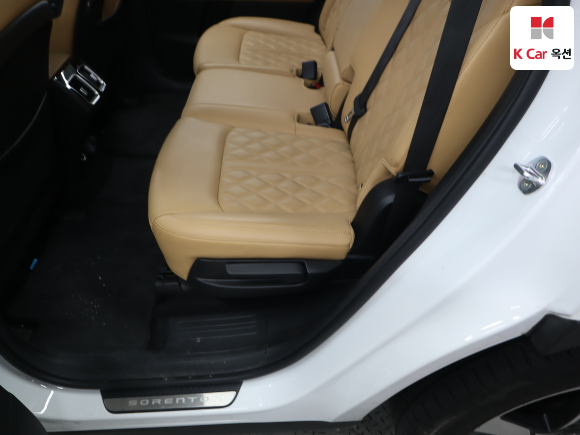 Kia Sorento 2023 - Image 23