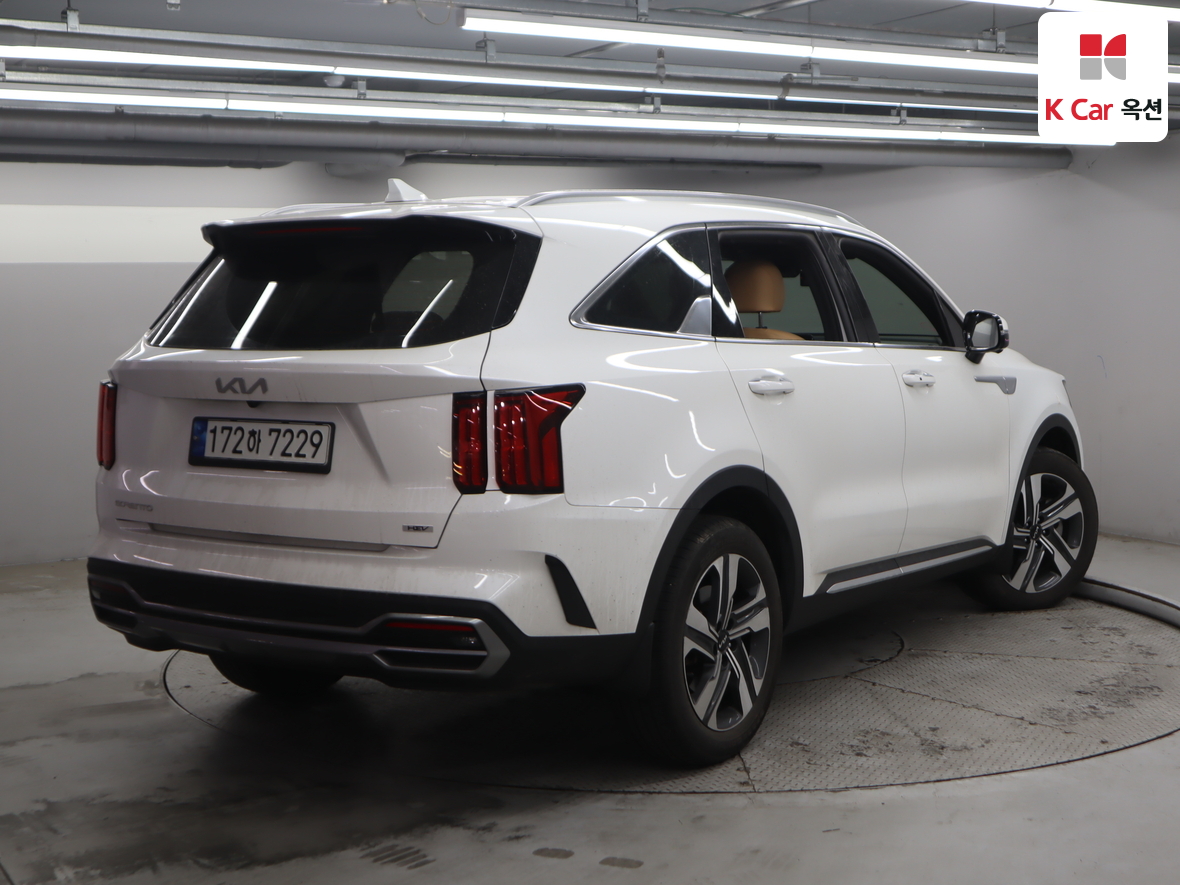 Kia Sorento 2023 - Image 2