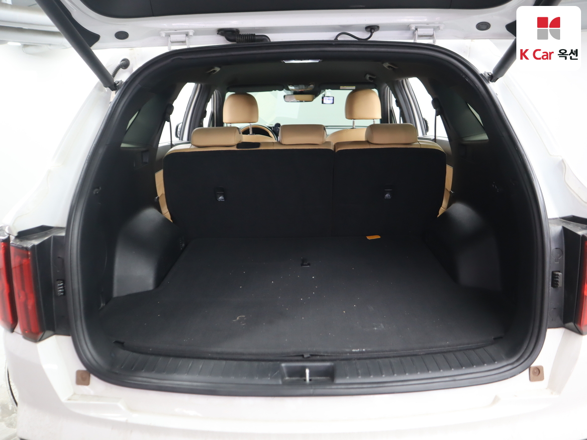 Kia Sorento 2023 - Image 25