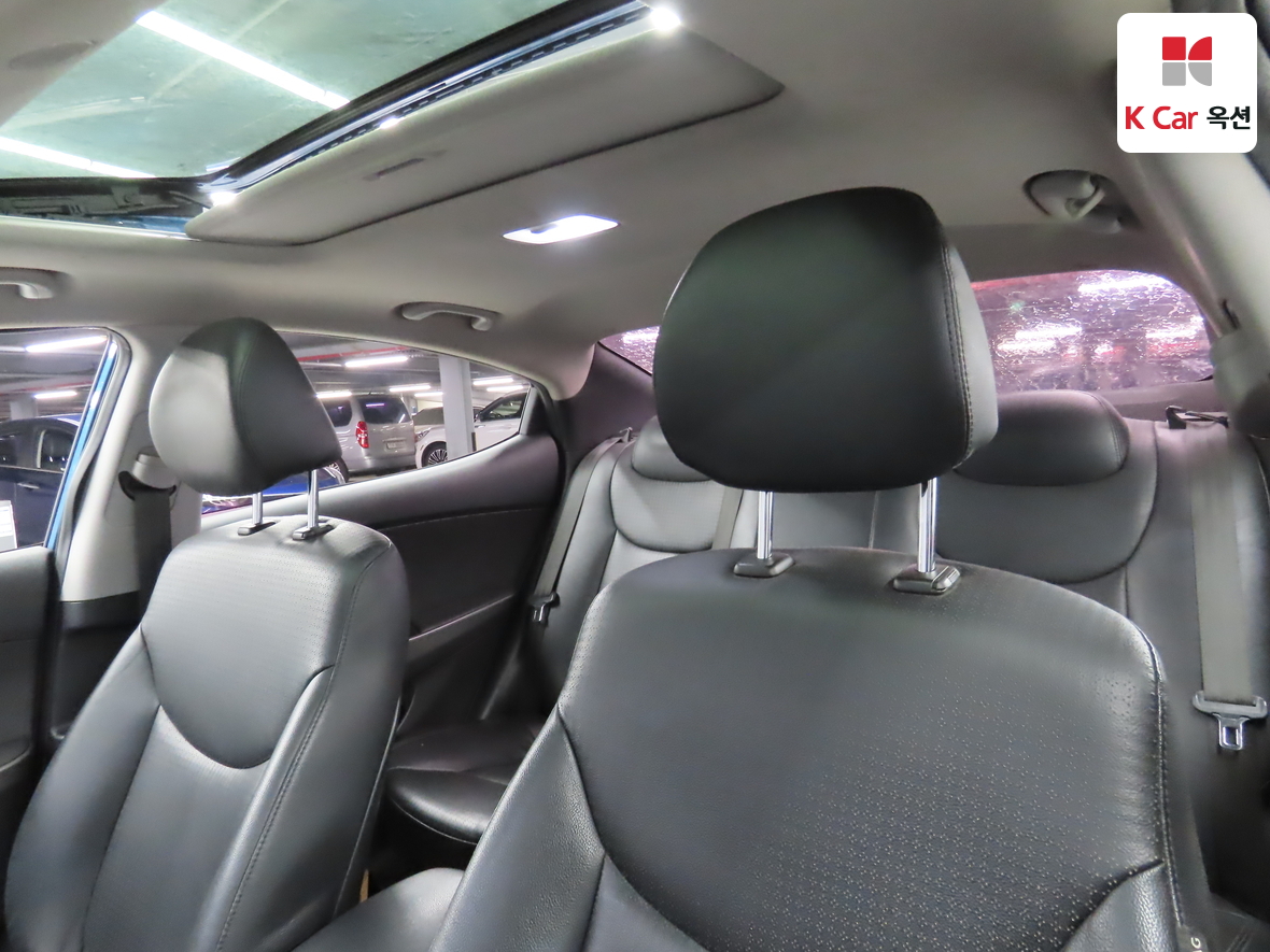 Hyundai Elantra 2014 - Image 19