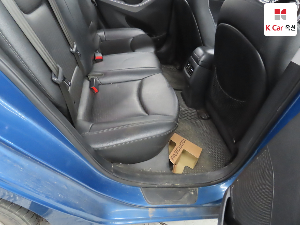 Hyundai Elantra 2014 - Image 29