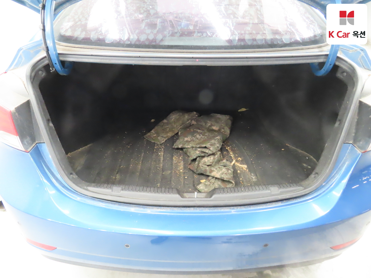 Hyundai Elantra 2014 - Image 27