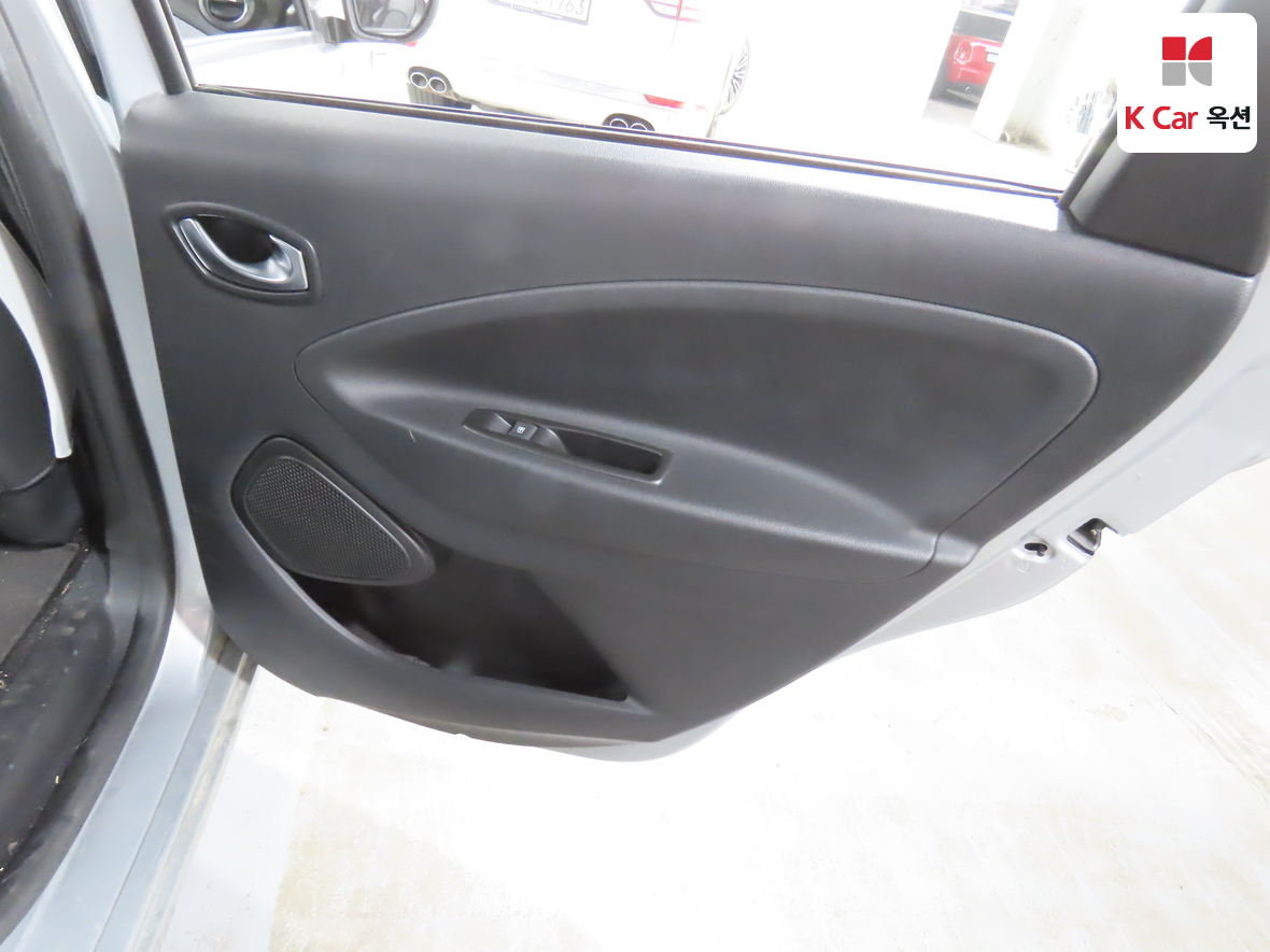 Renault Samsung Zoe 2021 - Image 25