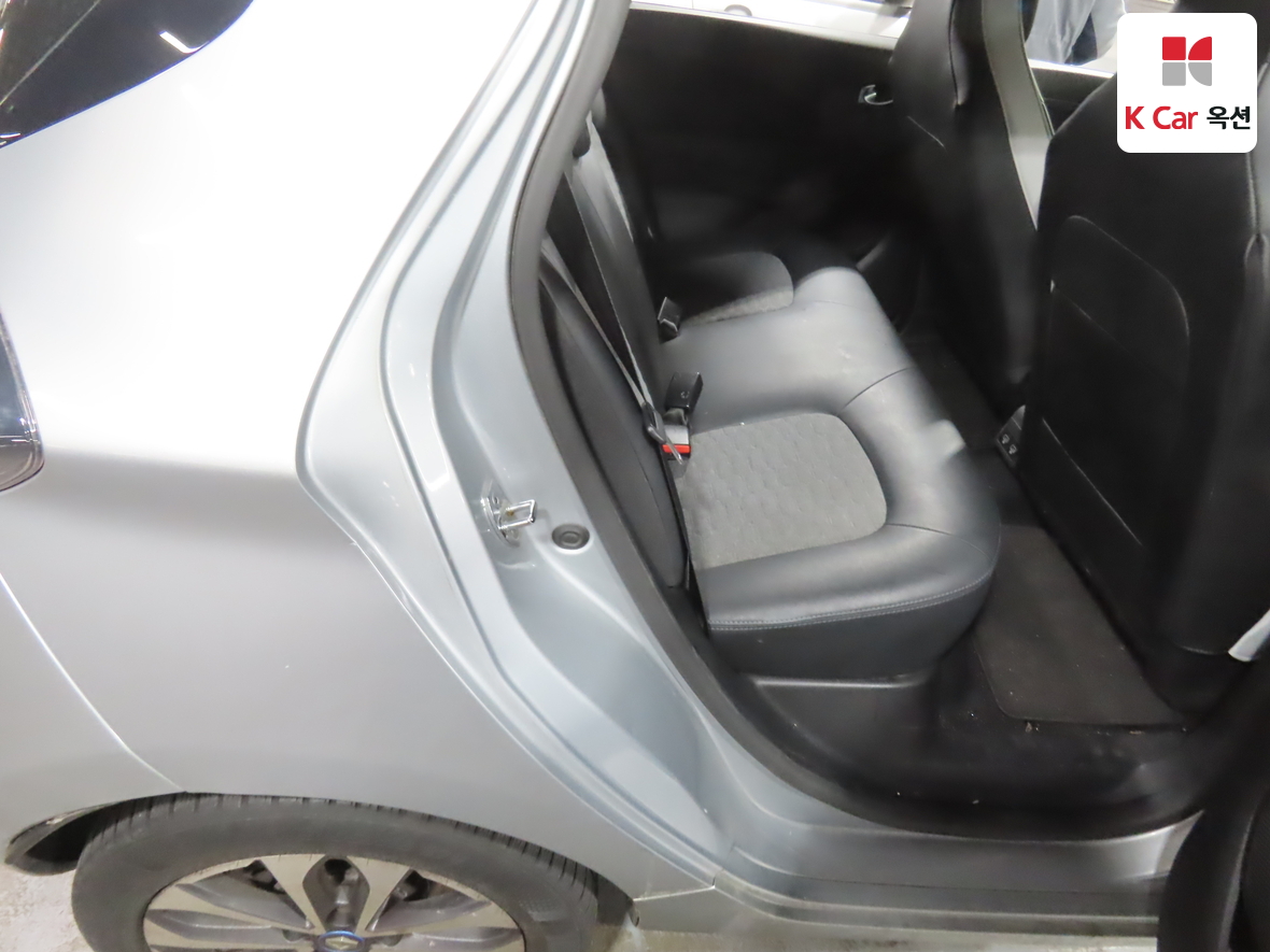 Renault Samsung Zoe 2021 - Image 26