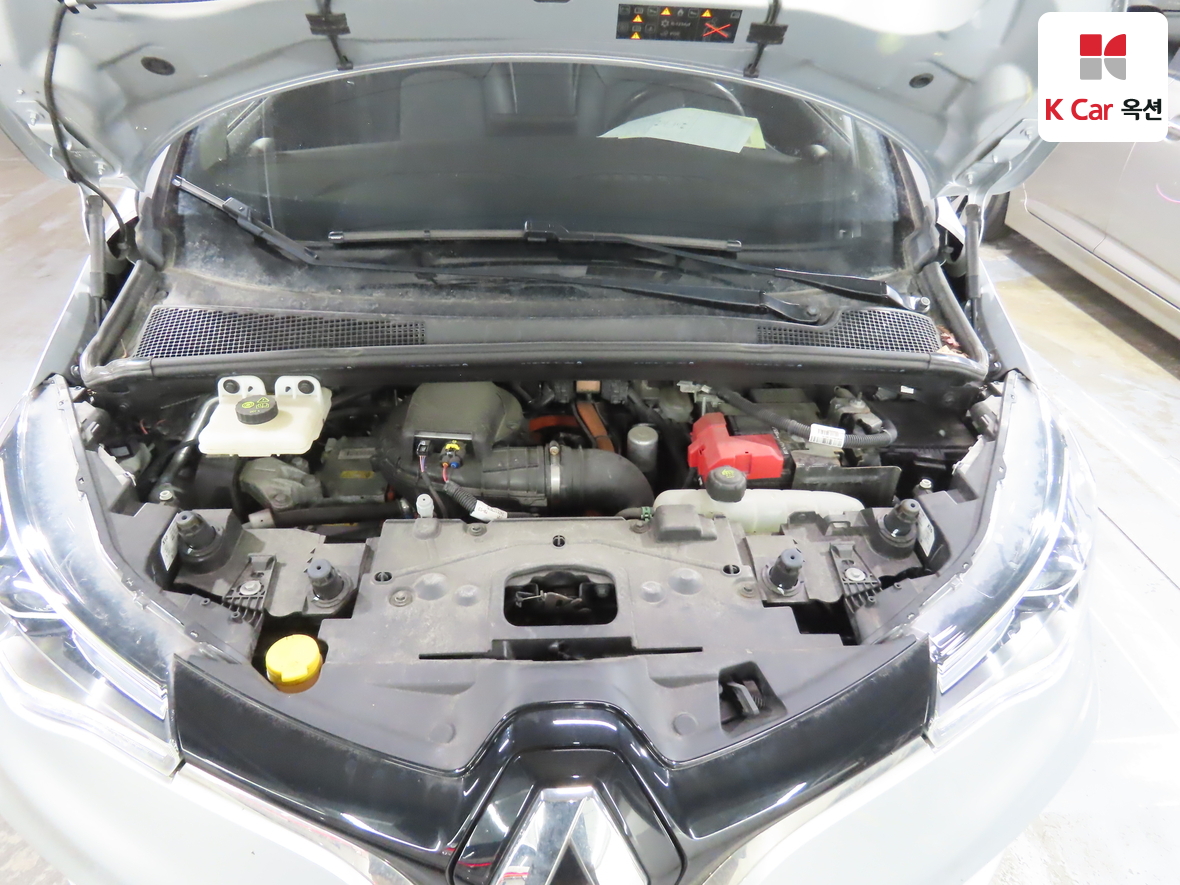 Renault Samsung Zoe 2021 - Image 32