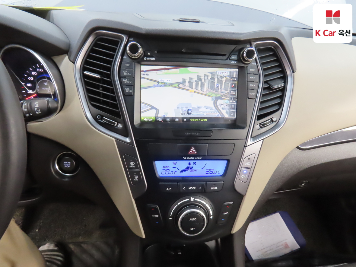 Hyundai Santa Fe 2015 - Image 6