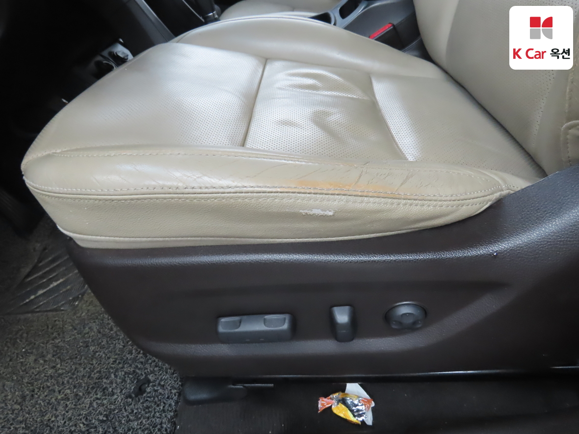 Hyundai Santa Fe 2015 - Image 21