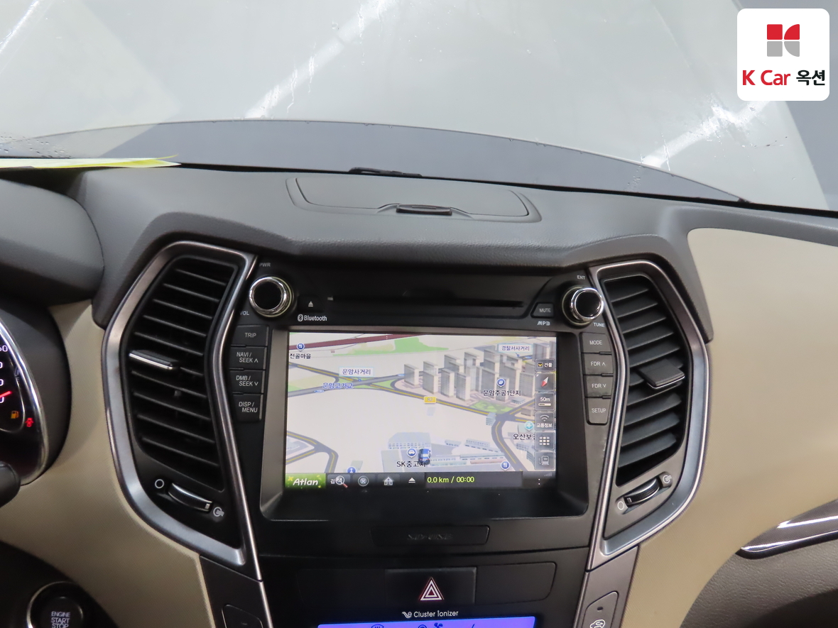Hyundai Santa Fe 2015 - Image 14