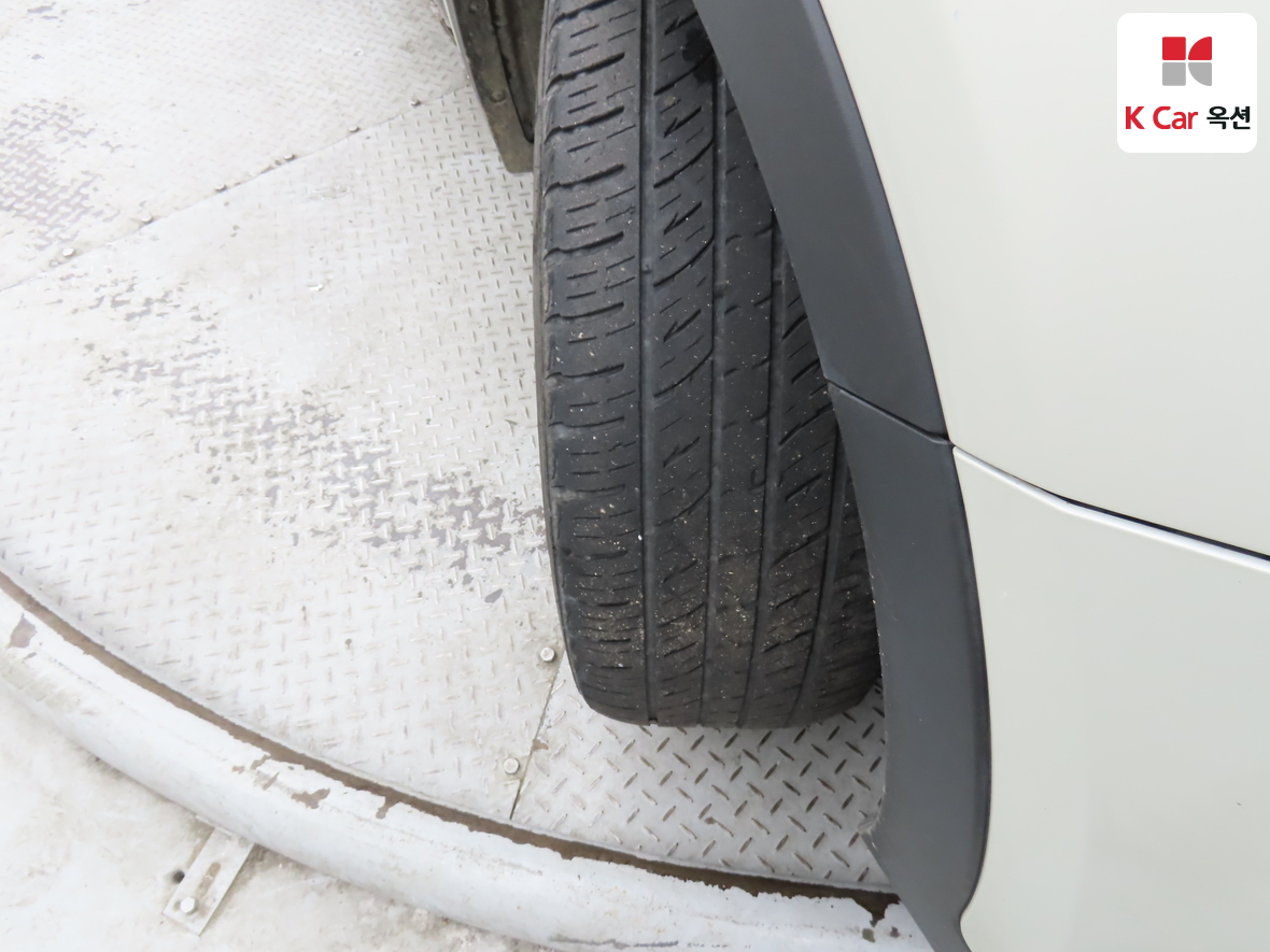 Hyundai Santa Fe 2015 - Image 33