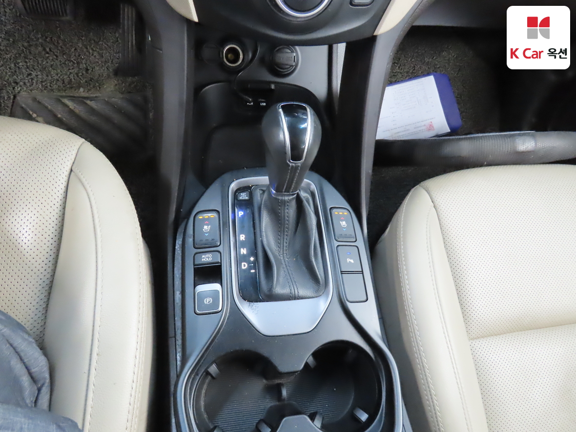 Hyundai Santa Fe 2015 - Image 16