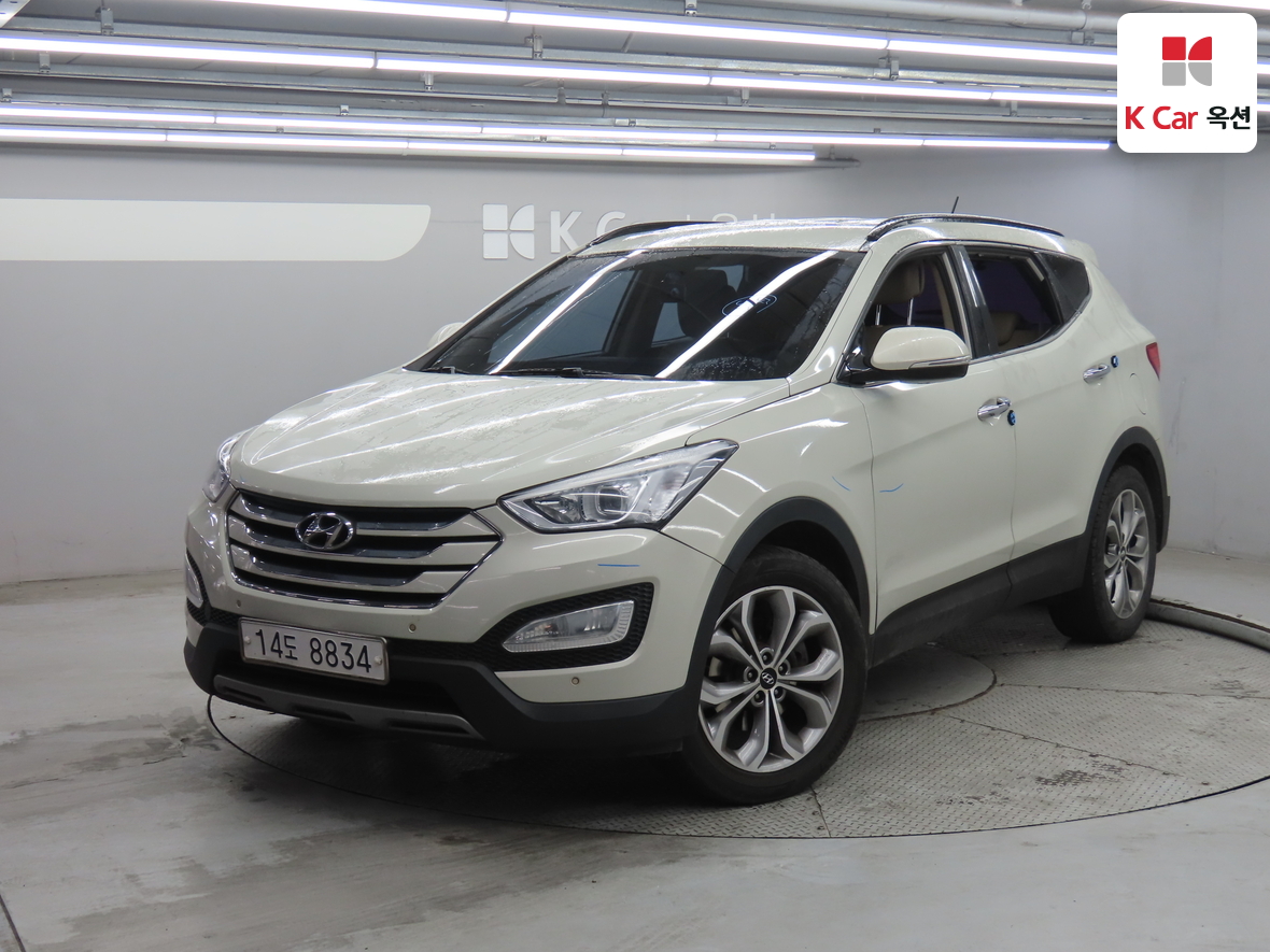 Hyundai Santa Fe 2015 - Image 1