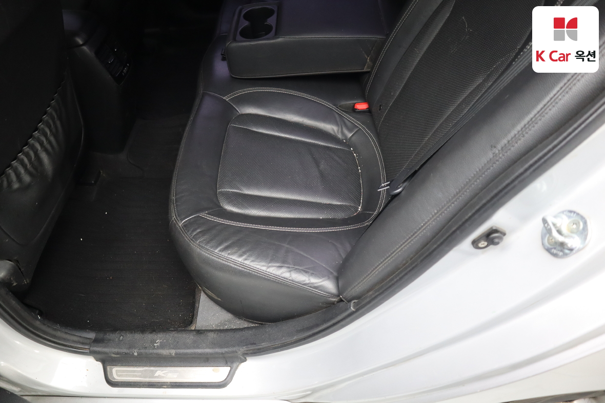 كيا K5 2011 - صورة 24