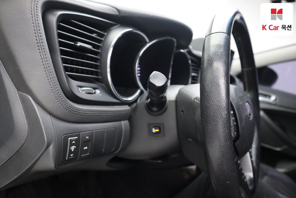 كيا K5 2011 - صورة 9