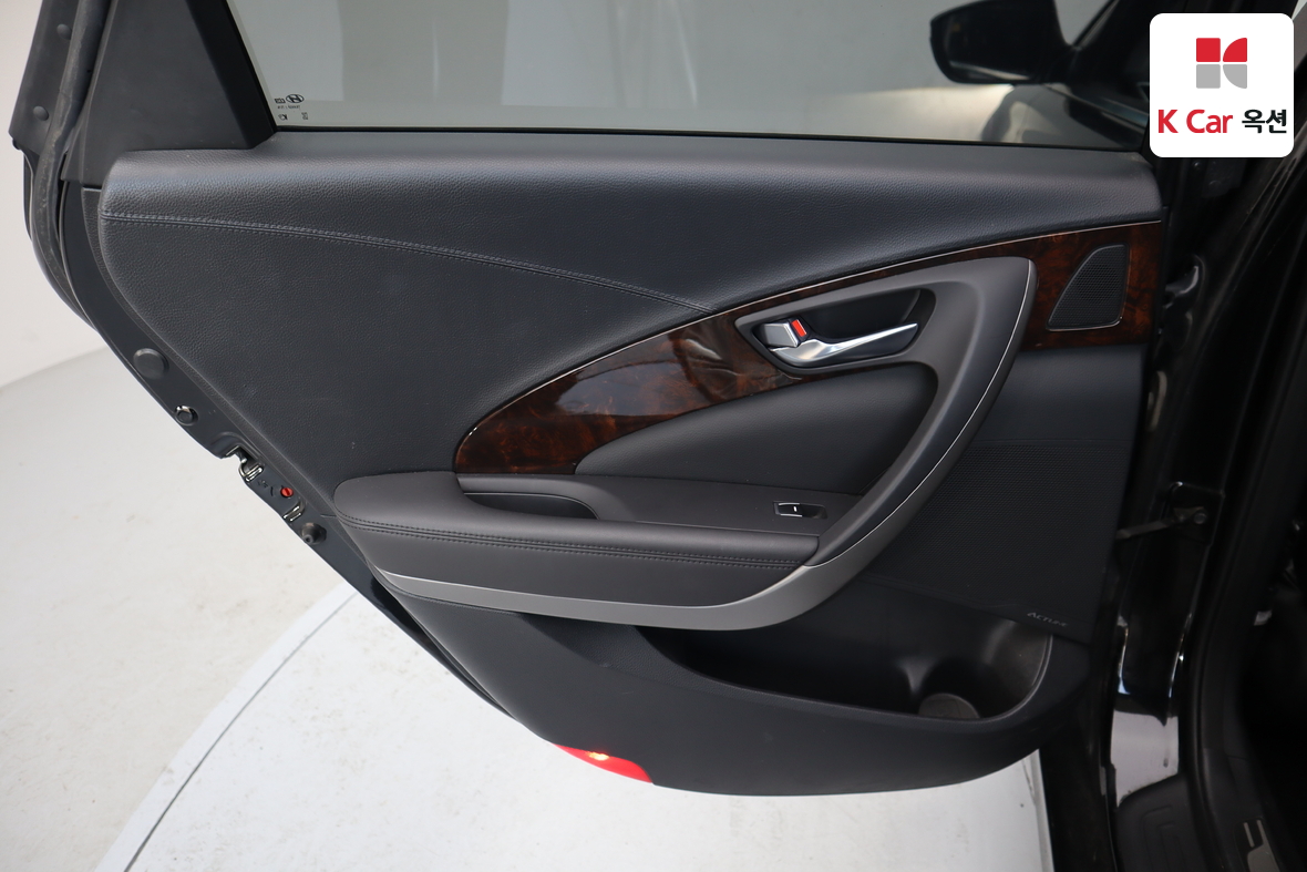 Hyundai Aslan 2017 - Image 22