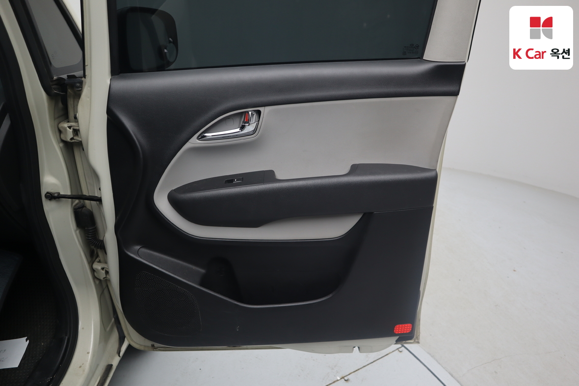 Kia Ray 2013 - Image 28