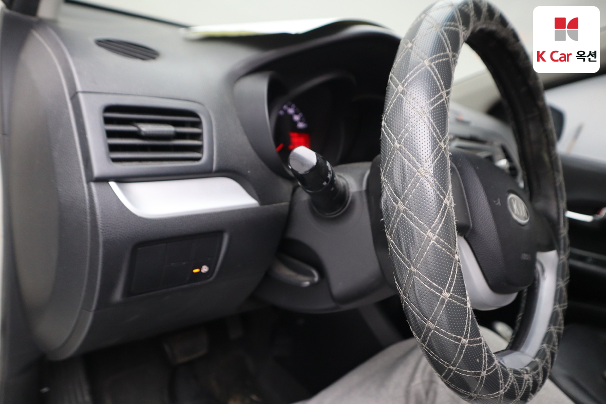 كيا مورنينج 2012 - صورة 9