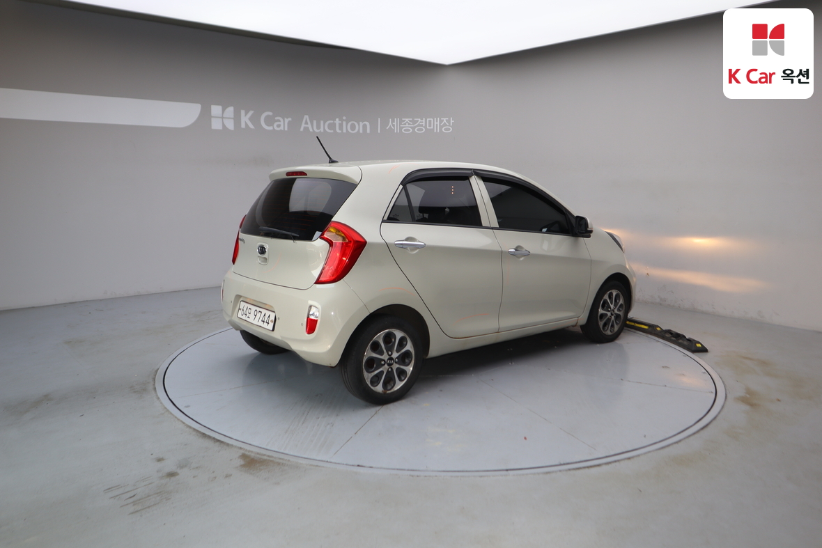 كيا مورنينج 2012 - صورة 2