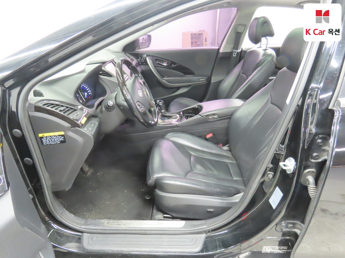 Hyundai AZERA 2012 - Image 19