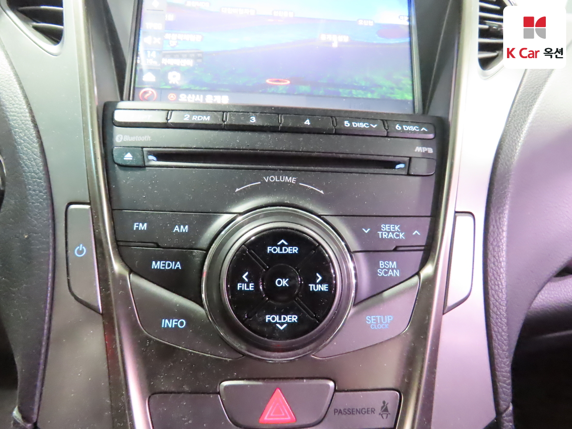 Hyundai AZERA 2012 - Image 15