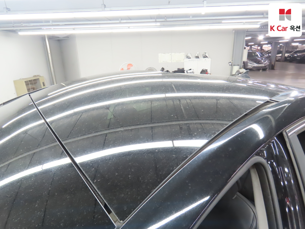 Hyundai AZERA 2012 - Image 25