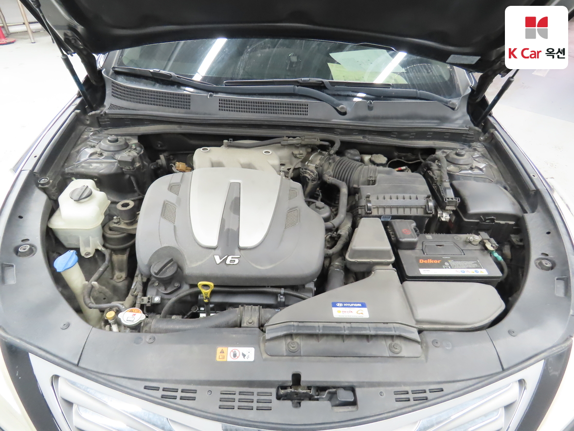 Hyundai AZERA 2012 - Image 37
