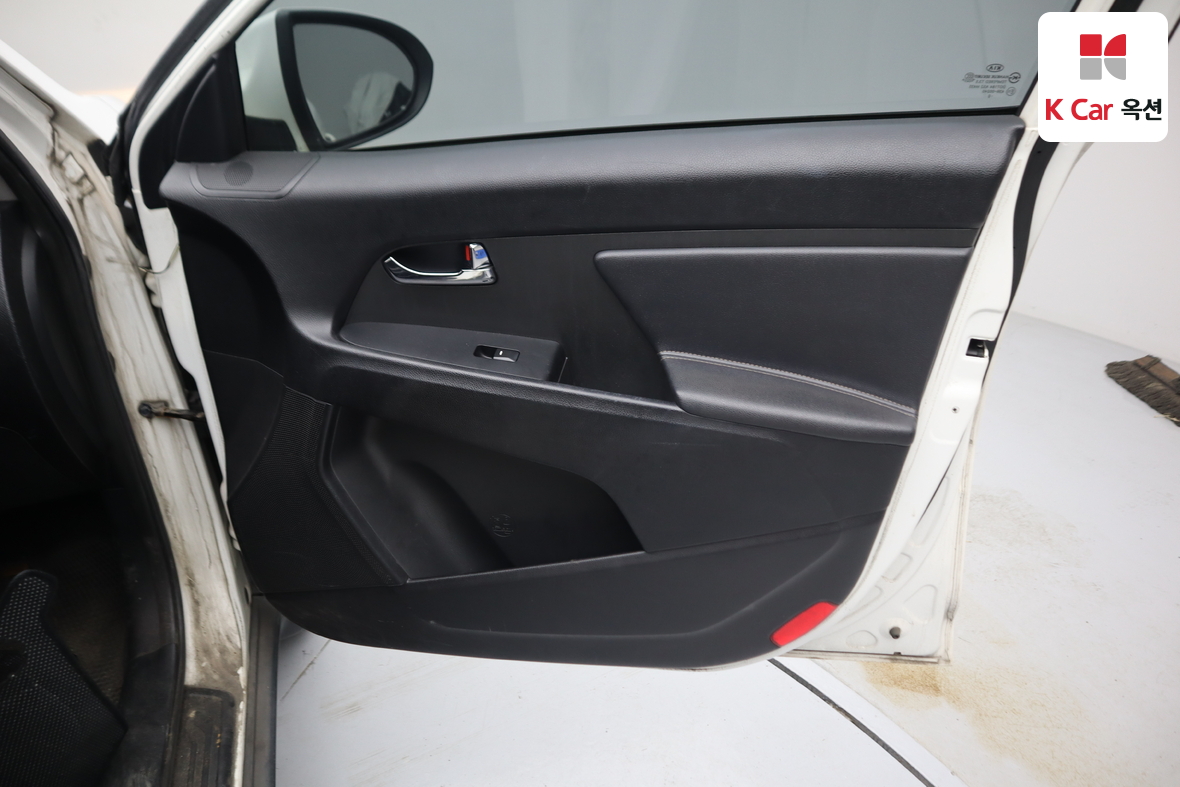 كيا سبورتاج 2011 - صورة 31