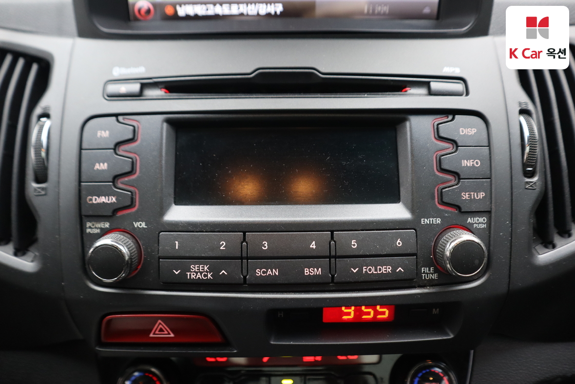 كيا سبورتاج 2011 - صورة 15