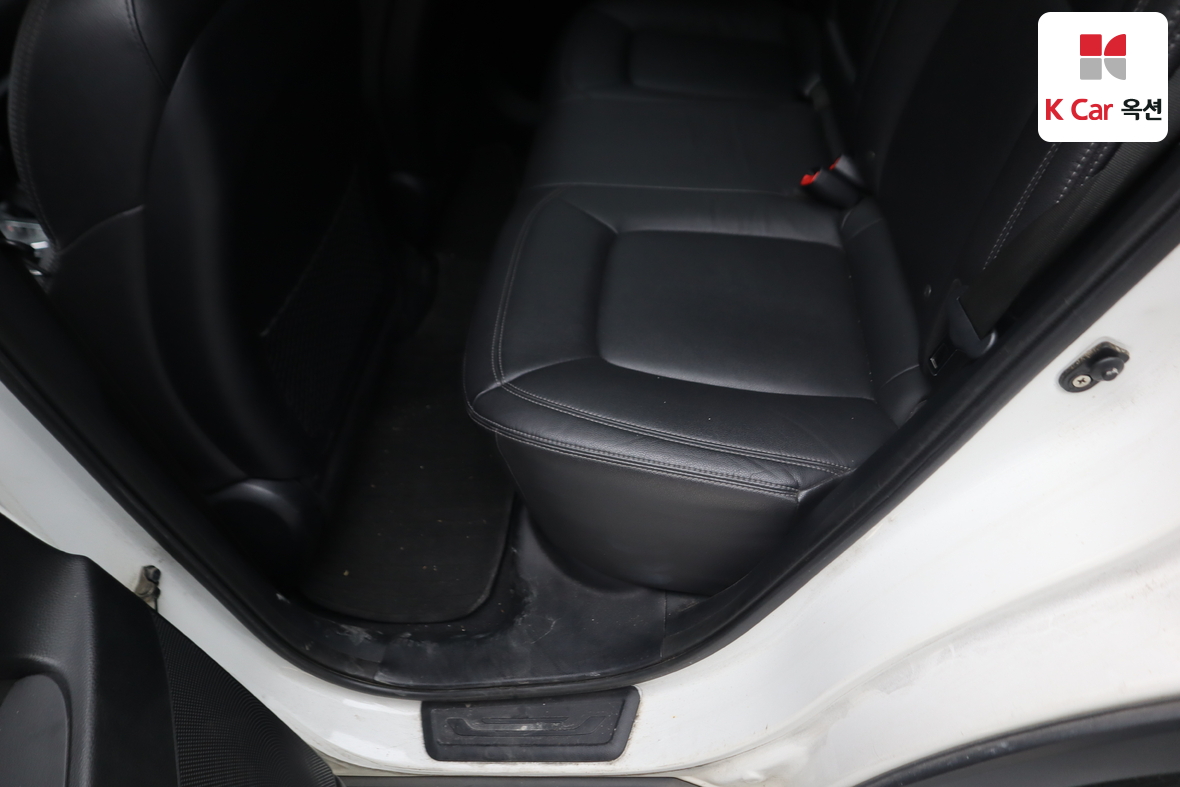 كيا سبورتاج 2011 - صورة 25