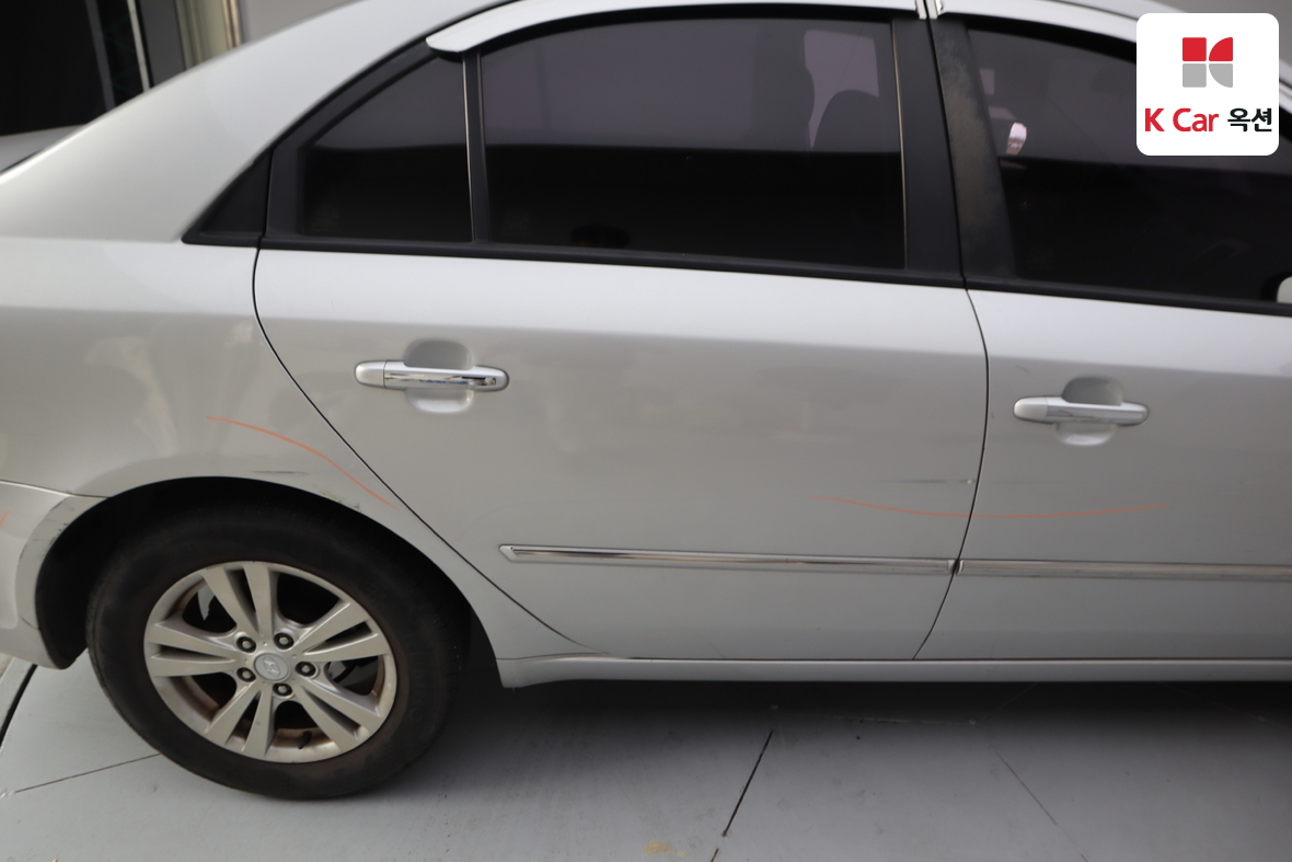 Hyundai Sonata 2009 - Image 39