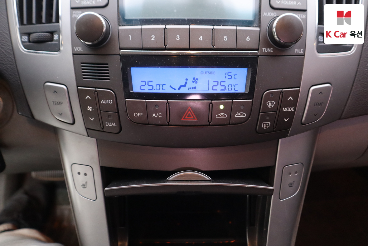 Hyundai Sonata 2009 - Image 14