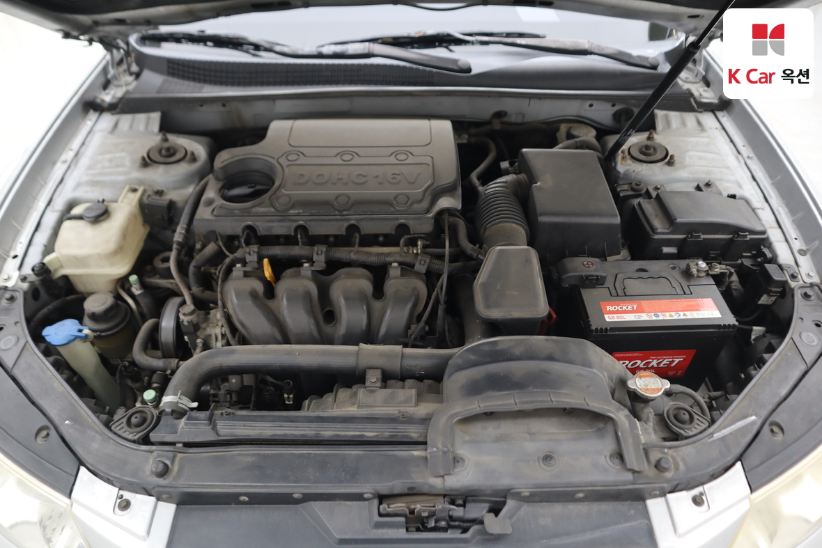 Hyundai Sonata 2009 - Image 30