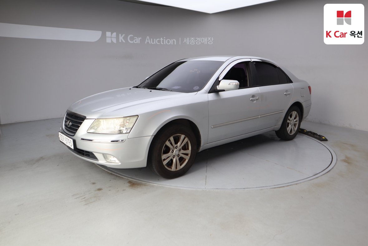 Hyundai Sonata 2009 - Image 1