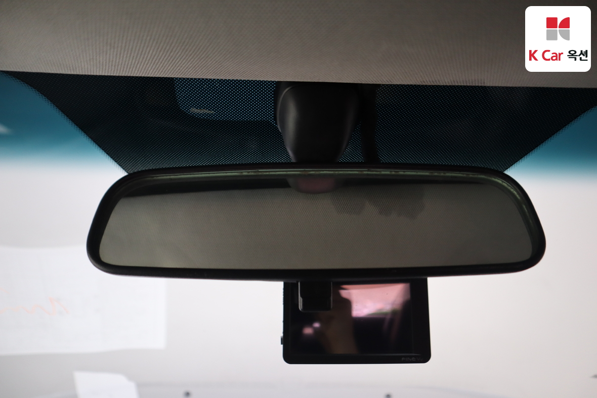 Hyundai Sonata 2009 - Image 12