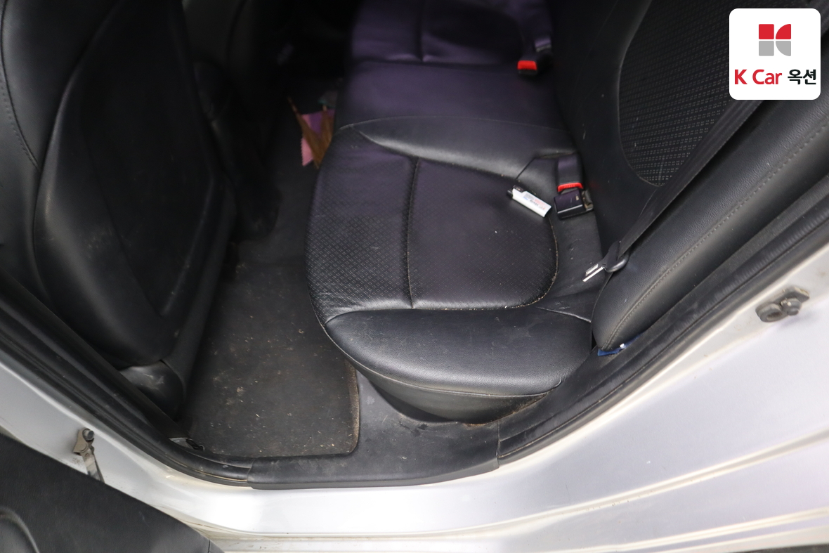 هيونداي أكسنت 2015 - صورة 22