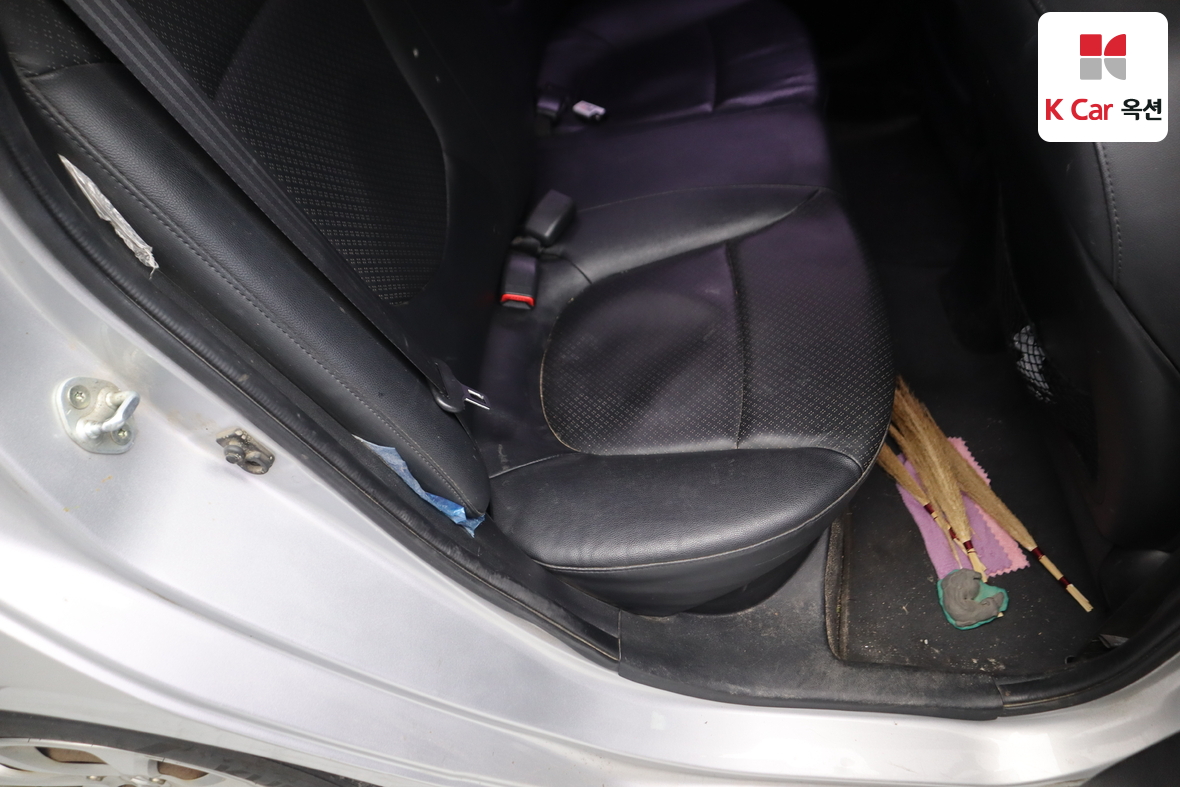 هيونداي أكسنت 2015 - صورة 26