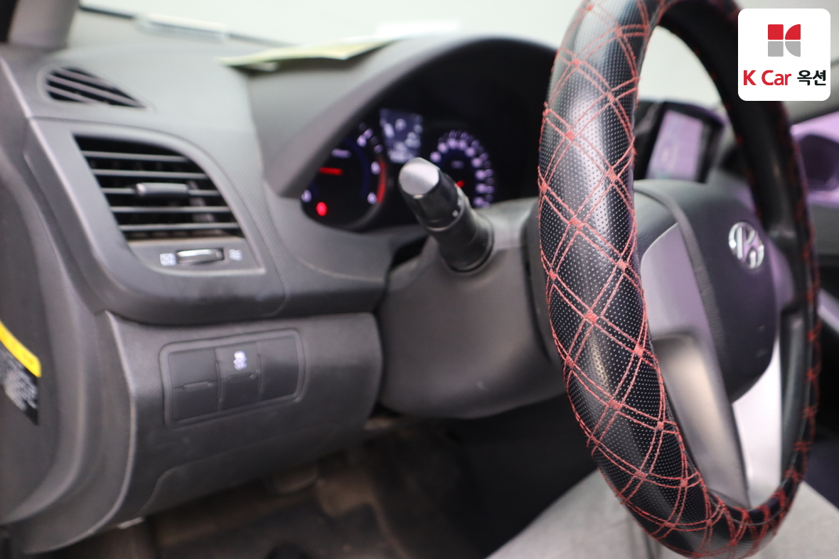 هيونداي أكسنت 2015 - صورة 9