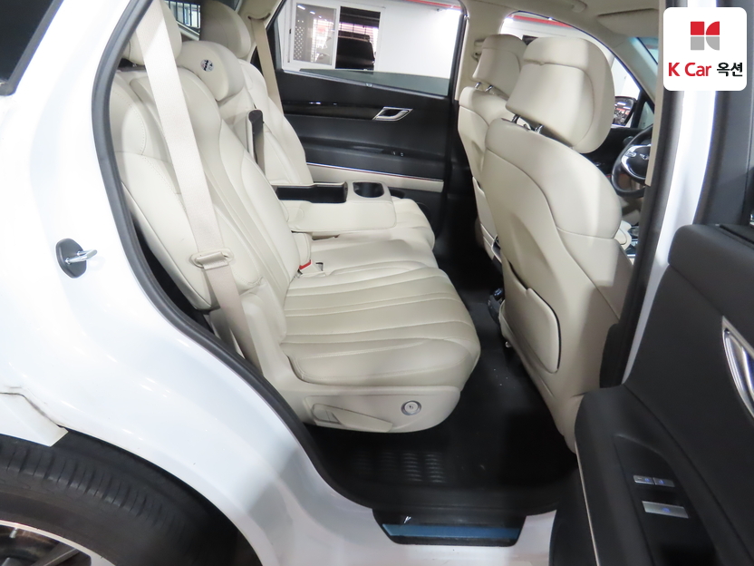 جينسس - GV80 - Image 31