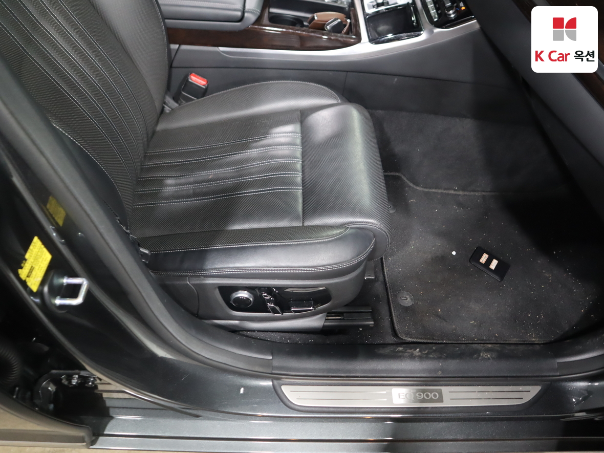 Hyundai Genesis EQ900 2018 - Image 31