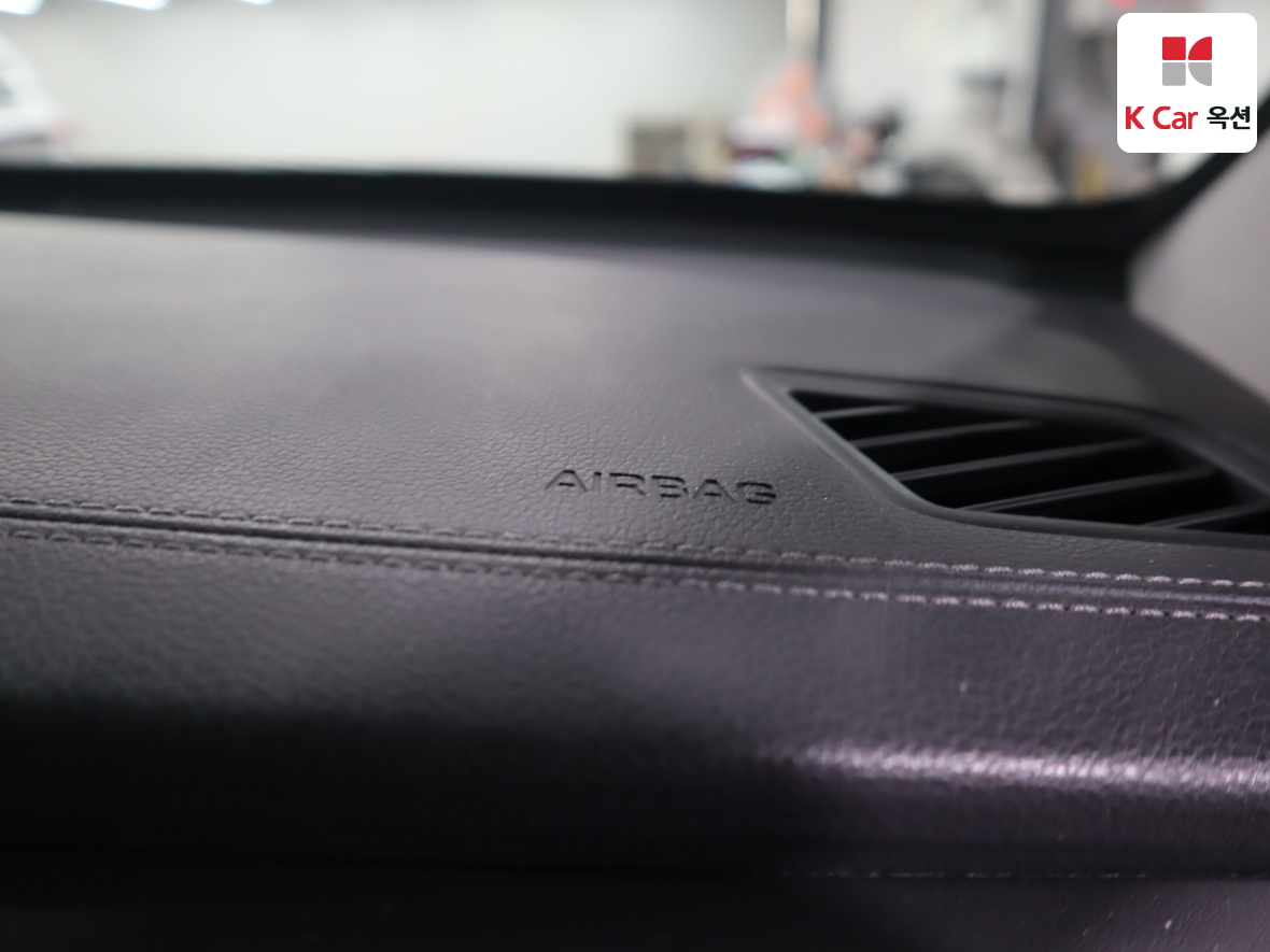 Hyundai Genesis EQ900 2018 - Image 32