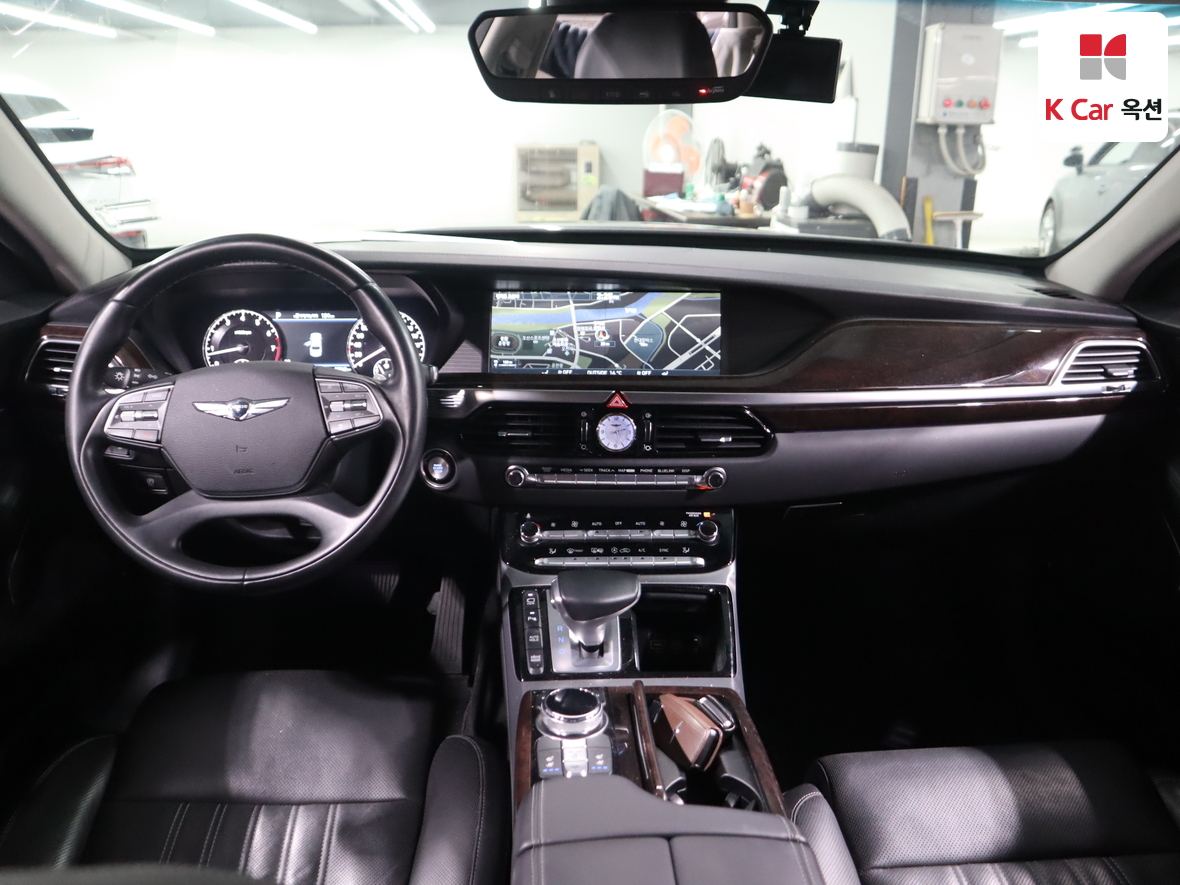 Hyundai Genesis EQ900 2018 - Image 3