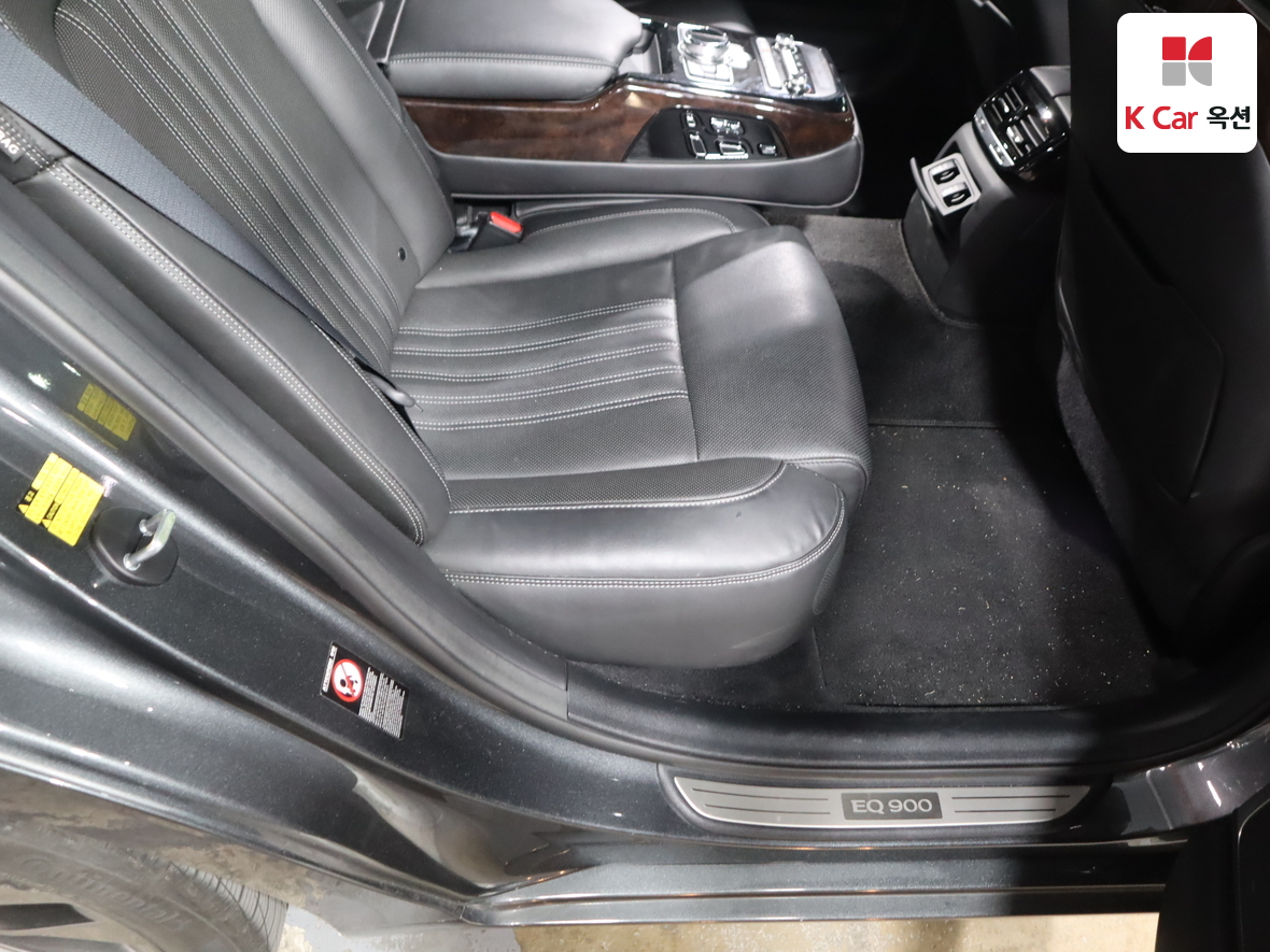 Hyundai Genesis EQ900 2018 - Image 29